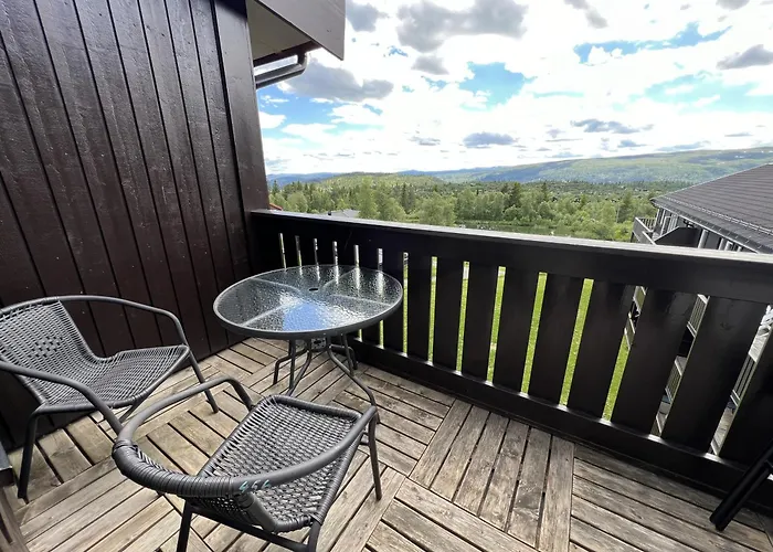 Charming Floor With Balcony *